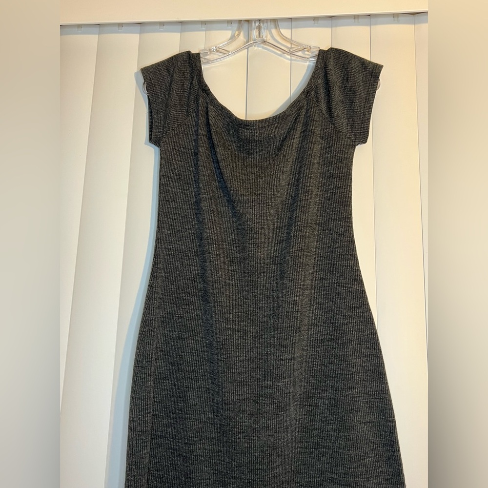 ❤️ Gray Cap Sleeve Ribbed Dress - Picture 6 of 6